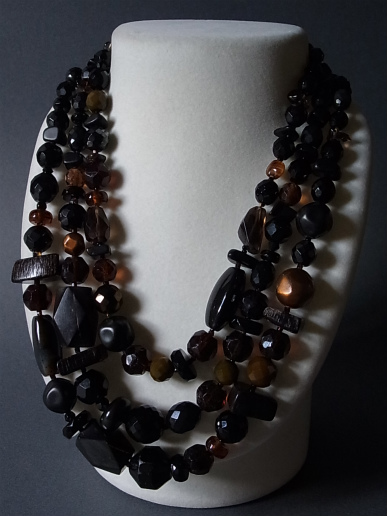 ブラック×ブラウンゴールド3連ネックレス