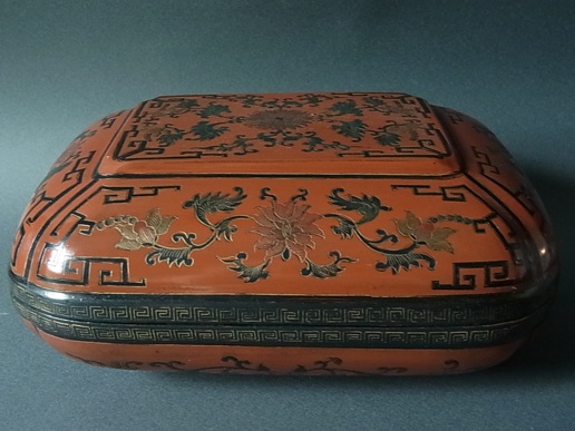 彩漆沈金手彫り蓋物