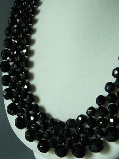 編みフレンチジェットネックレス