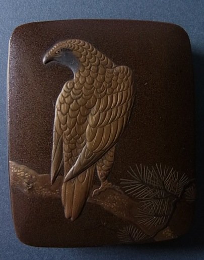 松に鷹蒔絵錫縁香合