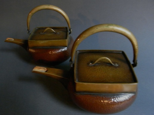 槌目銅銚子一対 内金引き