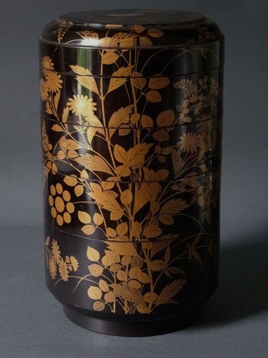 秋草金蒔絵丸重箱